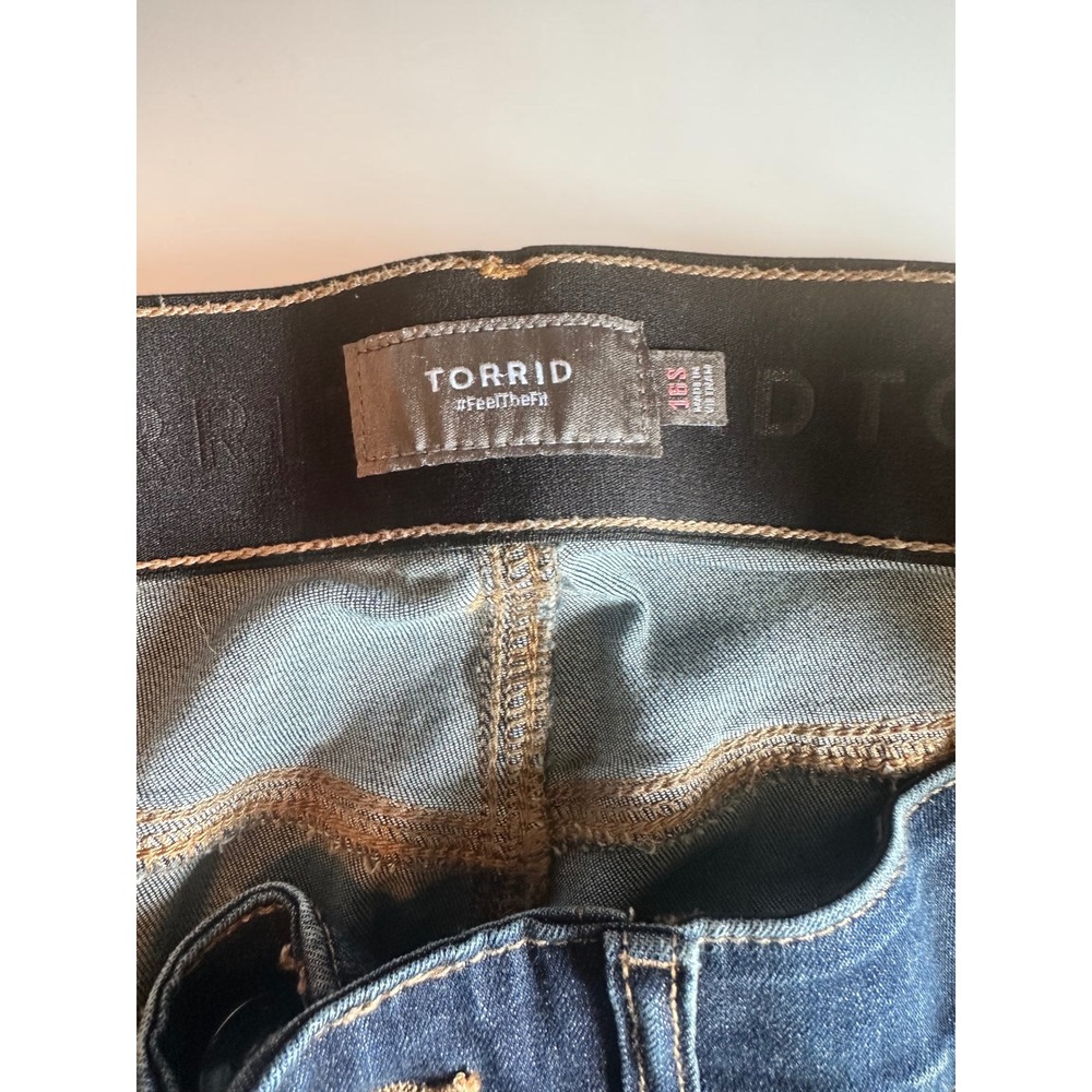Torrid Bombshell Skinny Distressed Jeans Women 16S Dark Wash Ripped Denim Pants - Picture 3 of 5